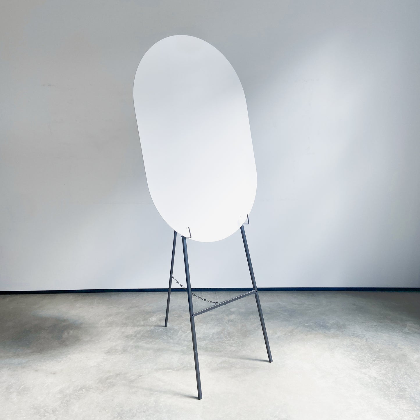 Metal Easel