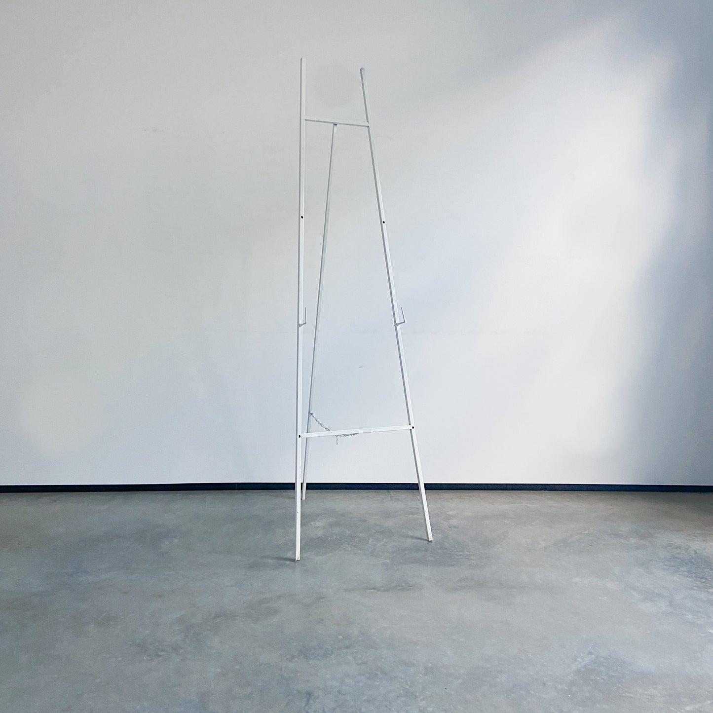 Metal Easel